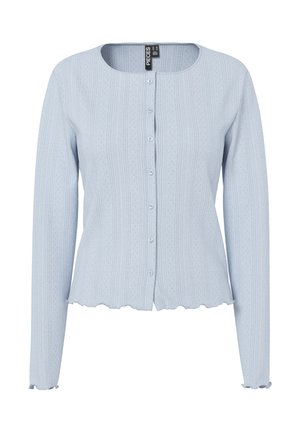 Cardigan à manches longues bleu clair avec col rond, petits boutons sur le devant, motif vertical discret et bords festonnés aux poignets et à l'ourlet.