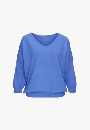 Blauer V-Ausschnitt-Pullover mit 3/4-langen Ärmeln und gerippten Bündchen und Saum, auf weißem Hintergrund dargestellt.