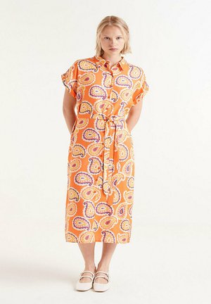 MIDI - Vestido camisero - naranja
