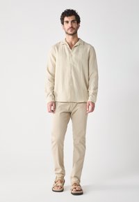 Pier One Shirt - beige