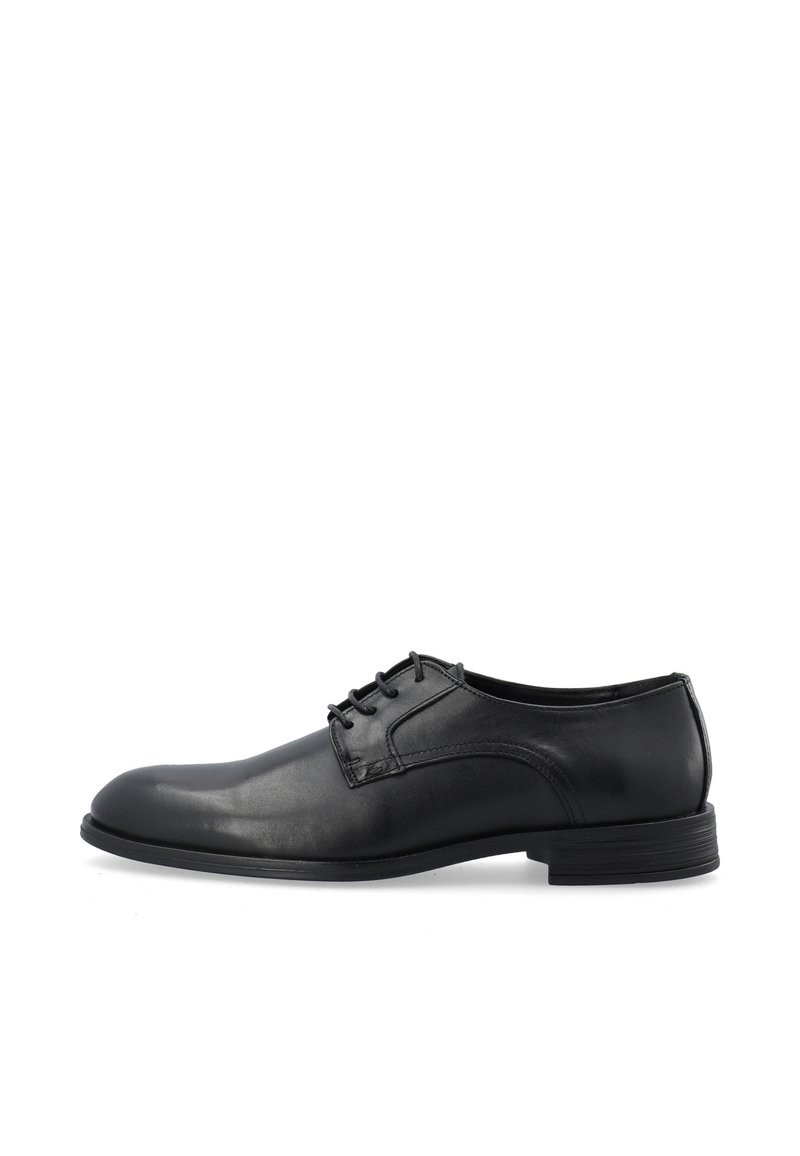 Chaussure habillée en cuir noir avec un bout arrondi, cinq œillets et un talon en caoutchouc bas. Texture lisse et design simple sans embellissements.