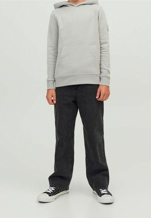Light gray hoodie with a kangaroo pocket, ribbed cuffs, and a relaxed fit, paired with dark gray straight-leg jeans and black sneakers.