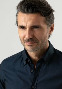 Black Label URBAN - Overhemd - dunkle blau