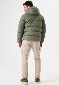 Thumbnail Image 2