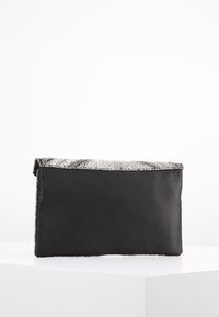 Vero Moda Kuvertväska - black