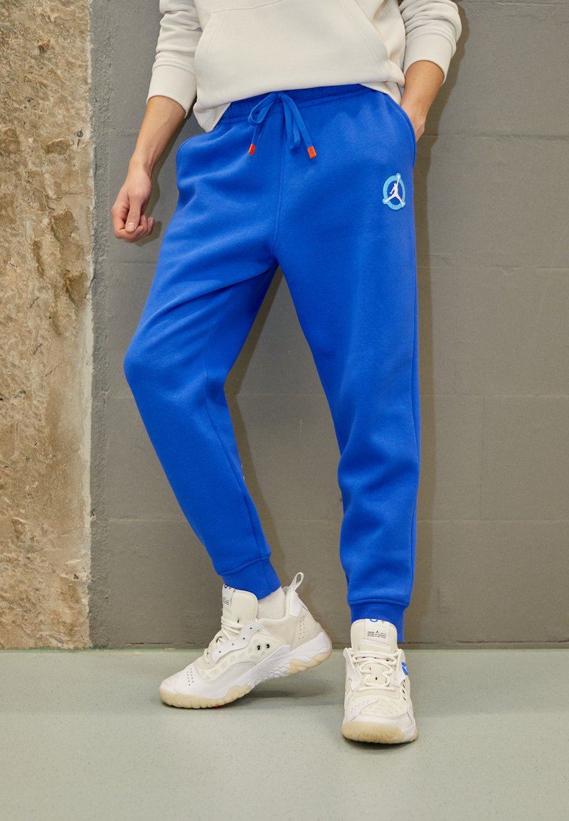 Jordan PANT Tracksuit bottoms game royal/rush orange/royal blue