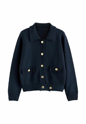 Cardigan in maglina blu navy con ampio colletto, maniche lunghe, sei bottoni dorati sul davanti e due tasche frontali con pattine a bottone dorato.