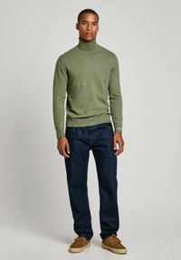 Pepe Jeans NEW ANDRE TURTLE NECK - Trui - safari green