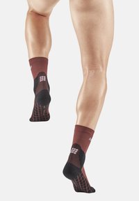 CEP LIGHT MERINO HIKING COMPRESSION SOCKS MID CUT MEN - MADE IN GERMANY - Socken - brown