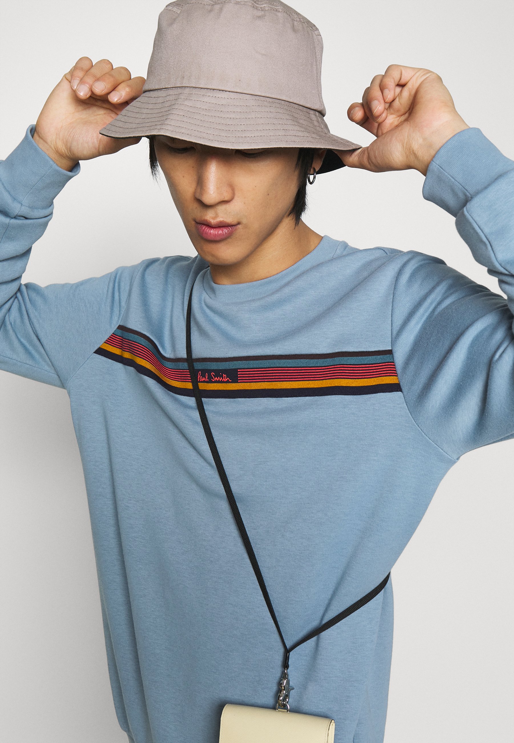 paul smith light blue sweatshirt