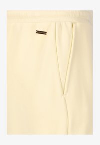 Niet geselecteerd, transparent yellow