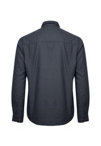 Langärmliges Hemd aus dunkelgrauem Stoff mit einem Button-down-Kragen, geradem Rücken und mit Manschetten versehenen Ärmeln mit braunen Knöpfen.