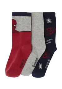 Drei Paar Socken: rot mit Spider-Man-Design, grau und marineblau. Jedes Paar hat kontrastierende farbige Bänder und bedruckte Logos. Aus Baumwollmischung.