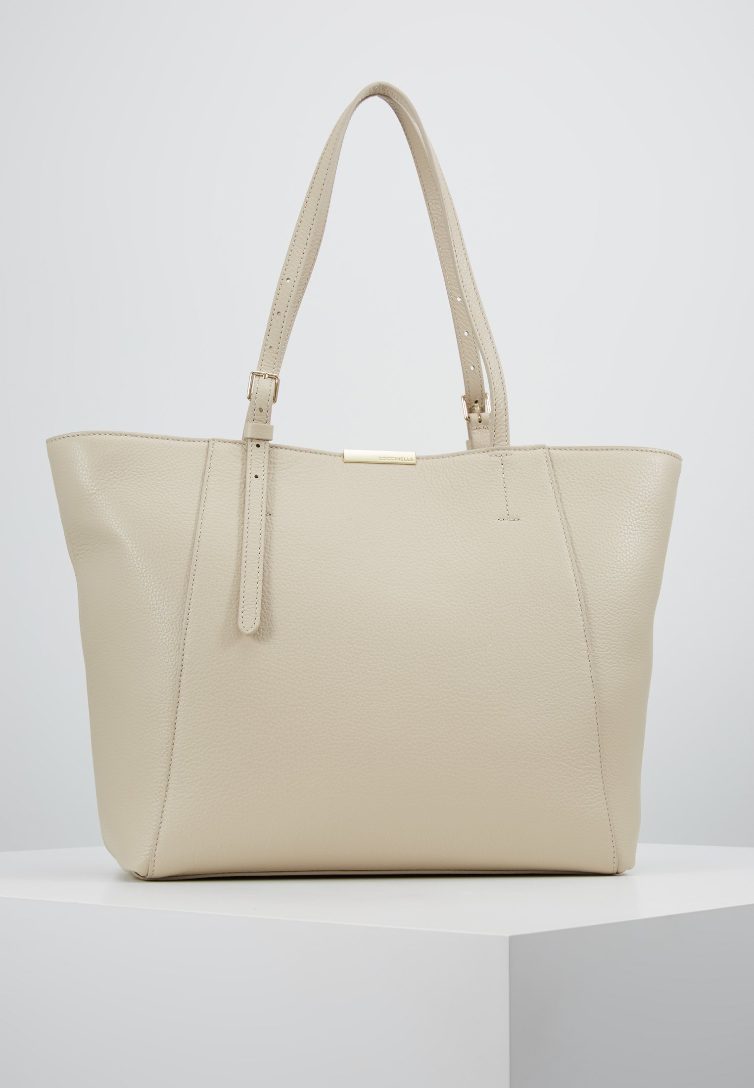 Coccinelle Shoppingveske seashell Zalando.no Coccinelle Shoppingveske seashell Zalando.no