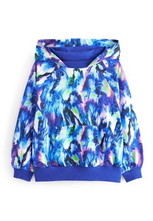 Hættetrøje med blåt, lilla, grønt og hvidt abstrakt tie-dye mønster, forreste kængurulomme samt blå ribstrikkede ærmegab og kant.