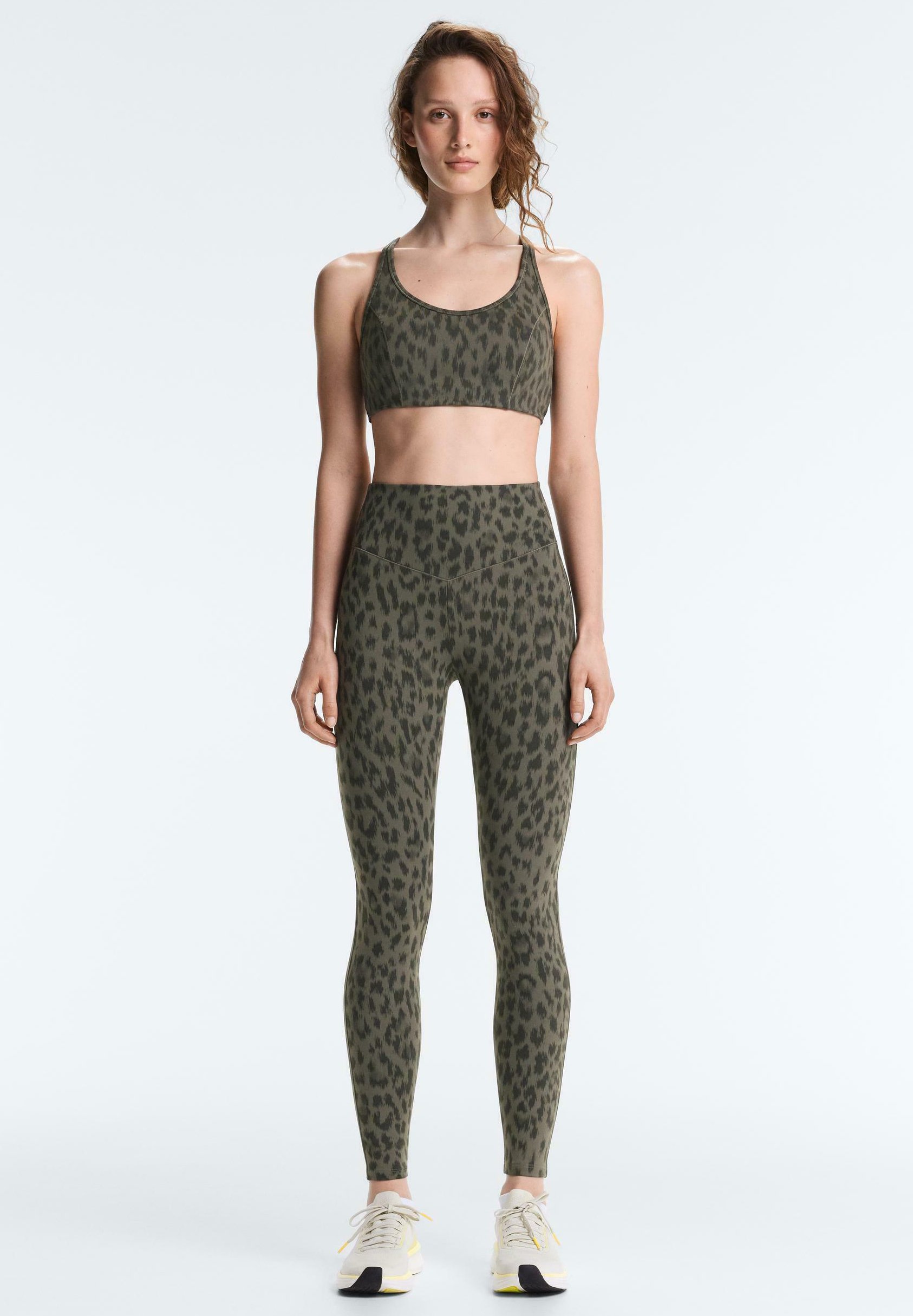 Leggings Sportivi A Vita Alta Da Donna: Morbidi, Elastici E Perfetti Per Palestra E Yoga