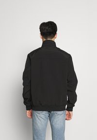 Lyle & Scott Kurtka wiosenna