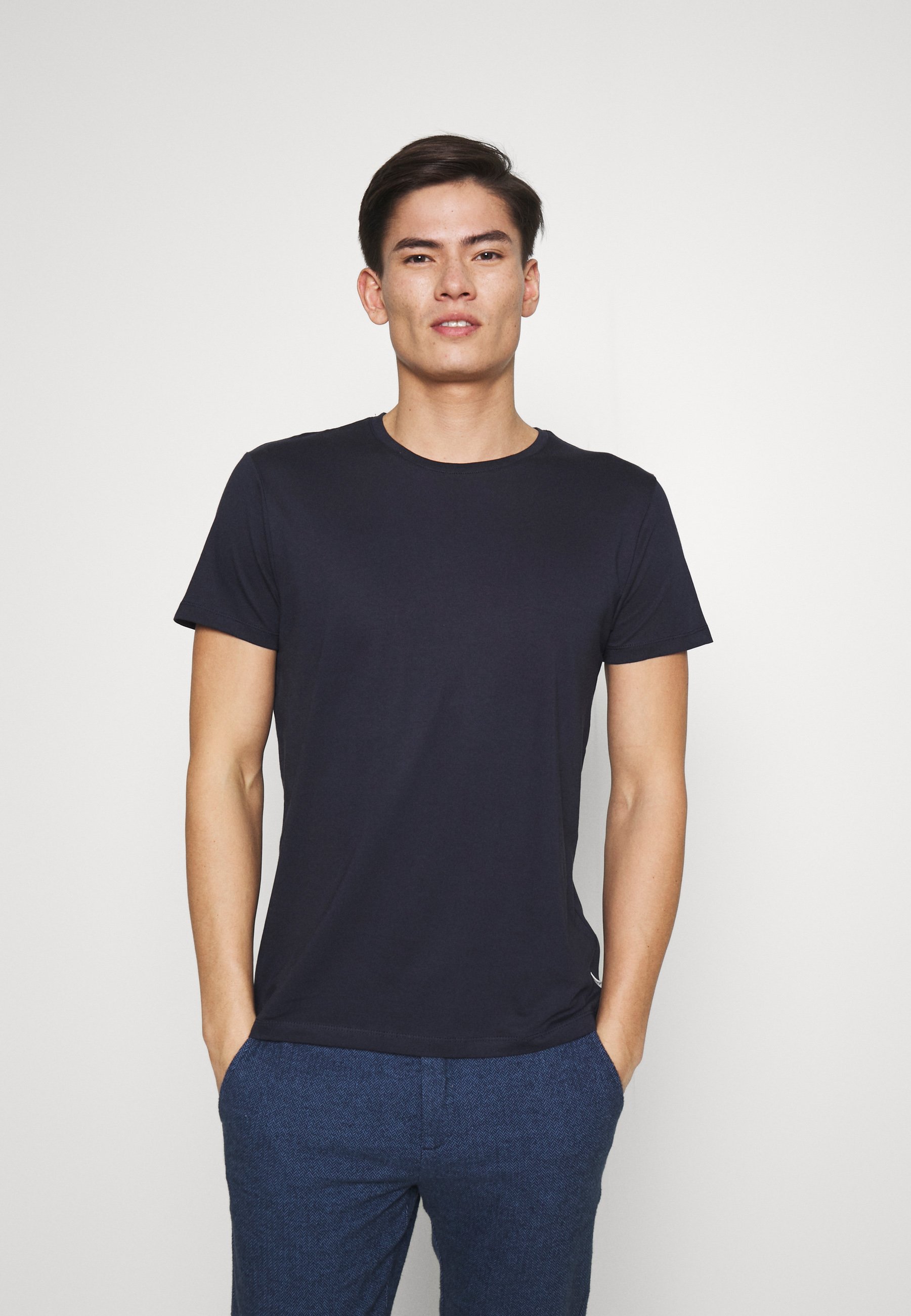 esprit basic t shirt