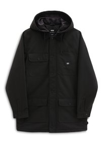 Giacca impermeabile nera con cappuccio, dotata di due tasche sul petto e due tasche basse con patta, chiusure a bottone e a scatto, e un interno foderato.