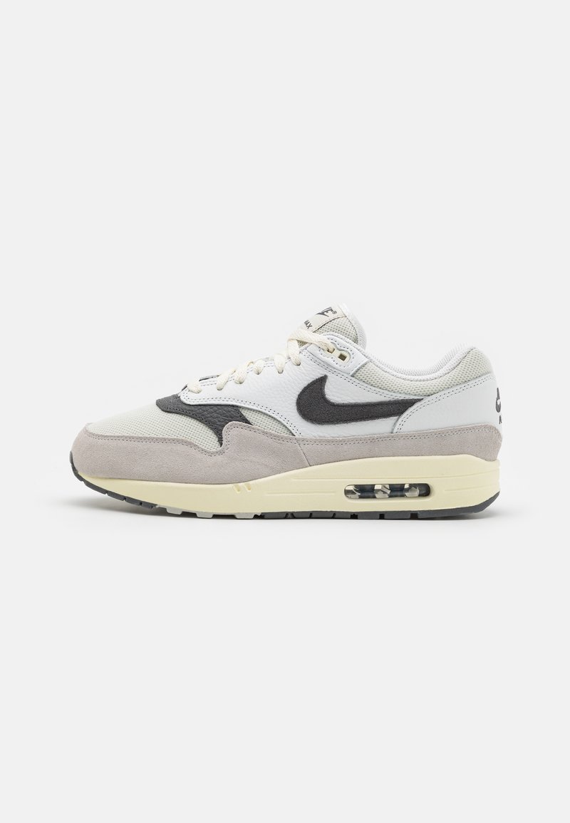 Nike Sportswear - AIR MAX 1  - Baskets basses - light bone/iron grey/cashmere/photon dust/summit white, Agrandir