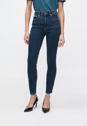 HIGH RISE - Kitsa lõikega teksad - winter storm