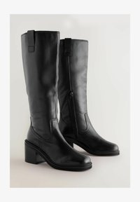 Valitud, mottled black