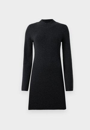 Robe tricotée à manches longues, gris foncé, avec un col haut, une silhouette droite et une texture douce, offrant un design minimaliste.