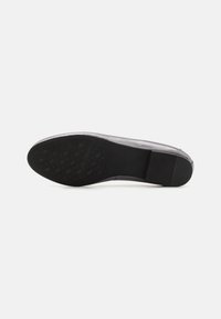 BOSS DASY - Klassischer Ballerina - silver