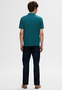 Selected Homme SLHFAVE ZIP - Polokošeľa - dragonfly