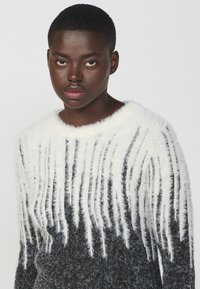 Koroshi TRICOT - Pulóver - black