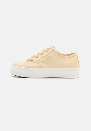 Matalavartiset tennarit - light yellow