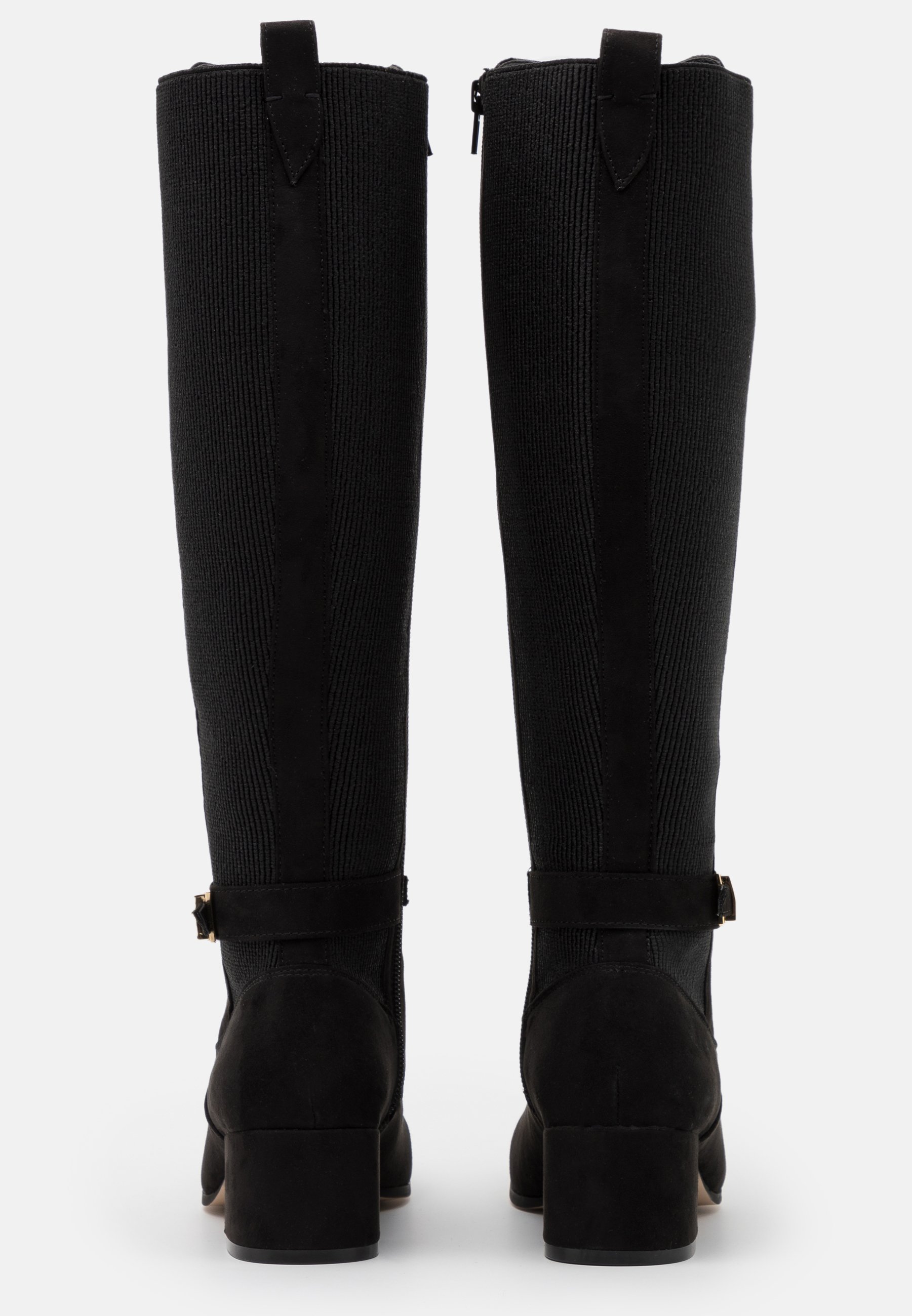 bottes parfois