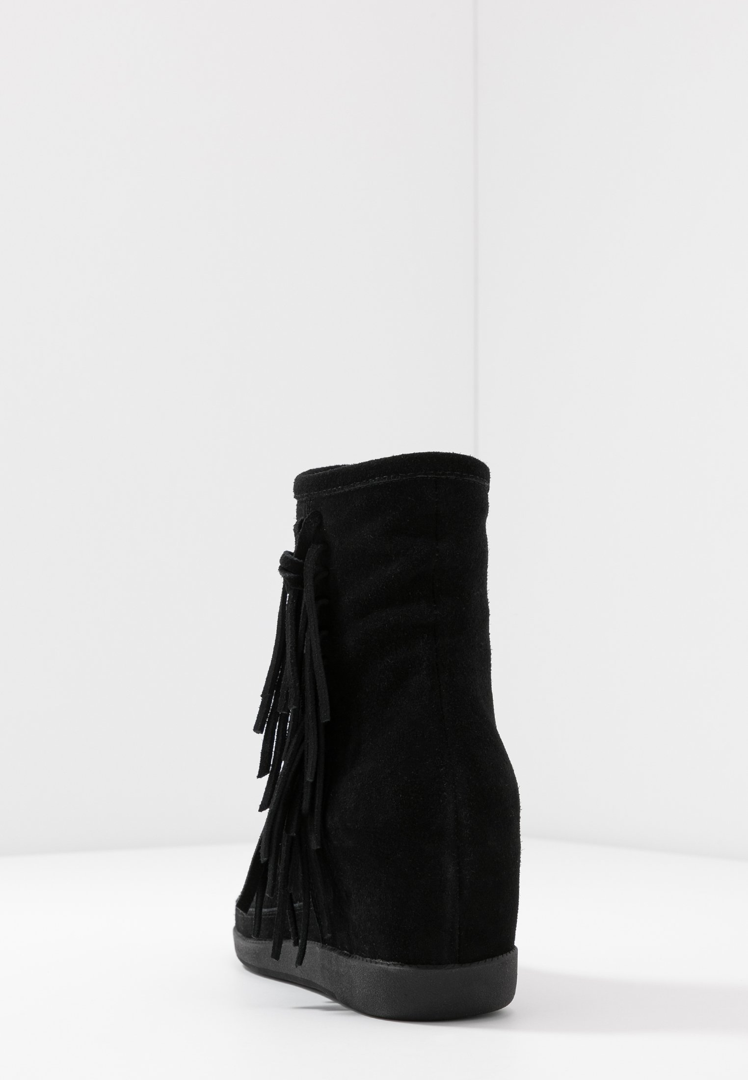 EMMY FRINGES Korte laarzen black EMMY FRINGES Korte laarzen black