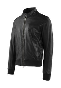 Giacca di pelle nera con colletto alto, zip frontale e polsini elasticizzati. Presenta una texture liscia e tasche laterali.