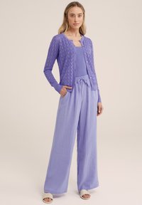 WE Fashion Auduma bikses - violet