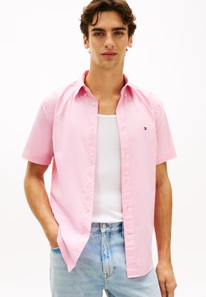 Tommy Hilfiger, TH FLEX REGULAR FIT POPLIN SHORT SLEEVE SHIRT - Hemd - classic pink