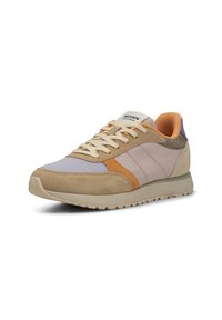 Sneakers with a beige suede base, lavender and orange accents, textured heel, and white laces. Features a rubber sole and stitched detailing.