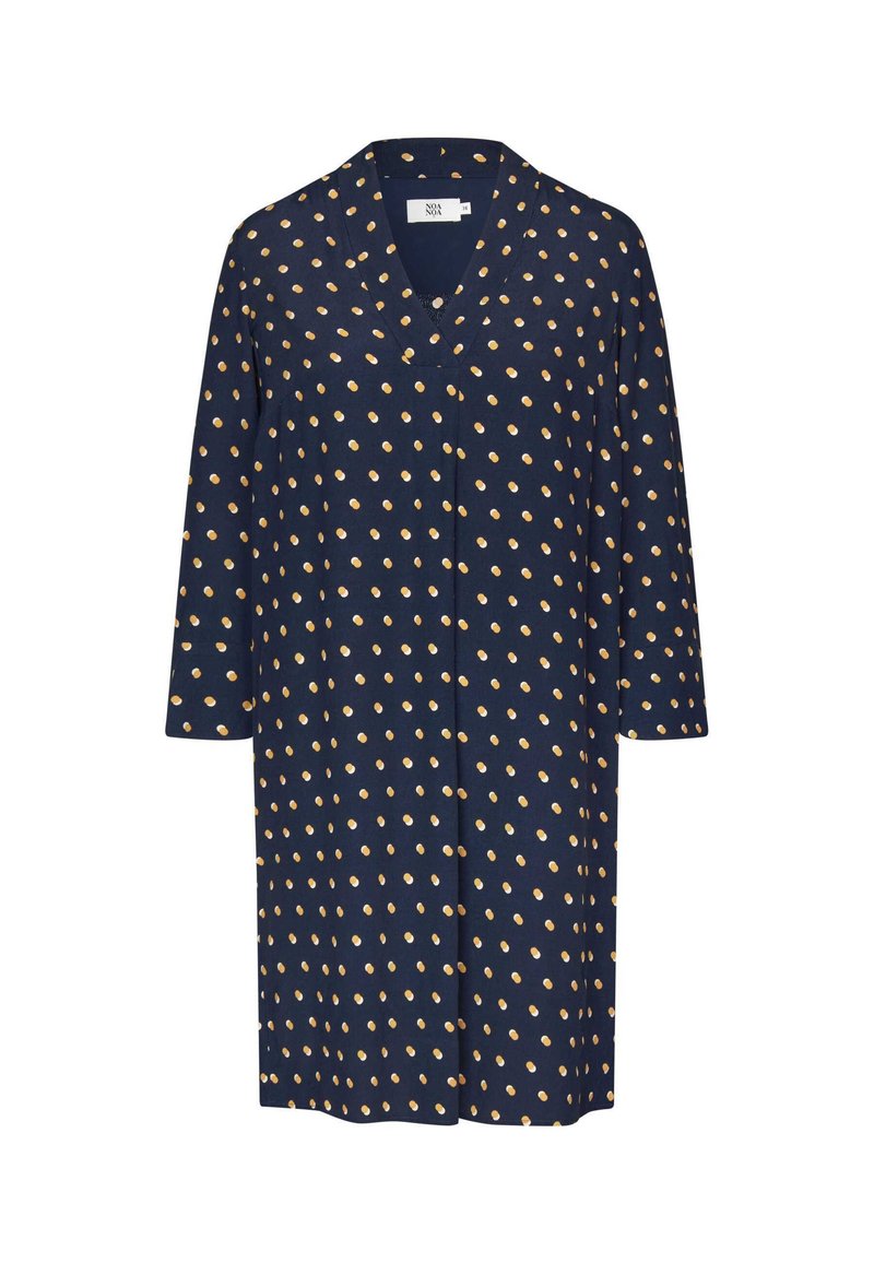 Navy-Robe mit V-Ausschnitt, Dreiviertelärmeln und einem Pünktchenmuster in Hellgold. Hergestellt aus einem weichen, leichten Stoff.