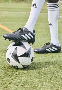 adidas Performance COPA GLORO ST FG - Botines de fútbol para terreno firme - core black/footwear white