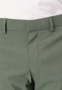 Isaac Dewhirst NOTCH SUIT SLIM - Κοστούμι - dark olive