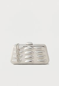 Sélectionné, silver-coloured