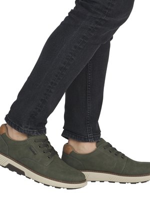 Rieker Chaussures à lacets - grün