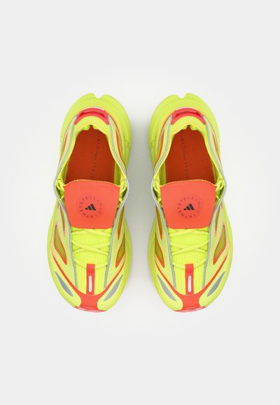 adidas by Stella McCartney ADISTAR - Tenisice za trening - collegiate orange/preloved lime/core black