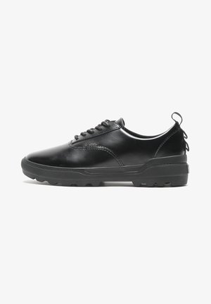 UA COLFAX LOW - Stringate eleganti - black
