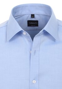  Lichtblauw overhemd met knoopsluiting, gemaakt van een gladde stof, met een klassieke kraag, witte knopen en een "VENTI" label in de nek. Lichaamsfit ontwerp.