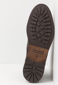 Pier One Botines con cordones - brown