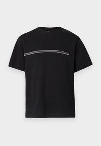 Μαύρο βαμβακερό t-shirt με λαιμόκοψη crew, κοντά μανίκια και γκρι ριγέ λεπτομέρεια στο στήθος με το κείμενο "JACK & JONES".