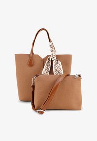 Niet geselecteerd, cinnamon brown