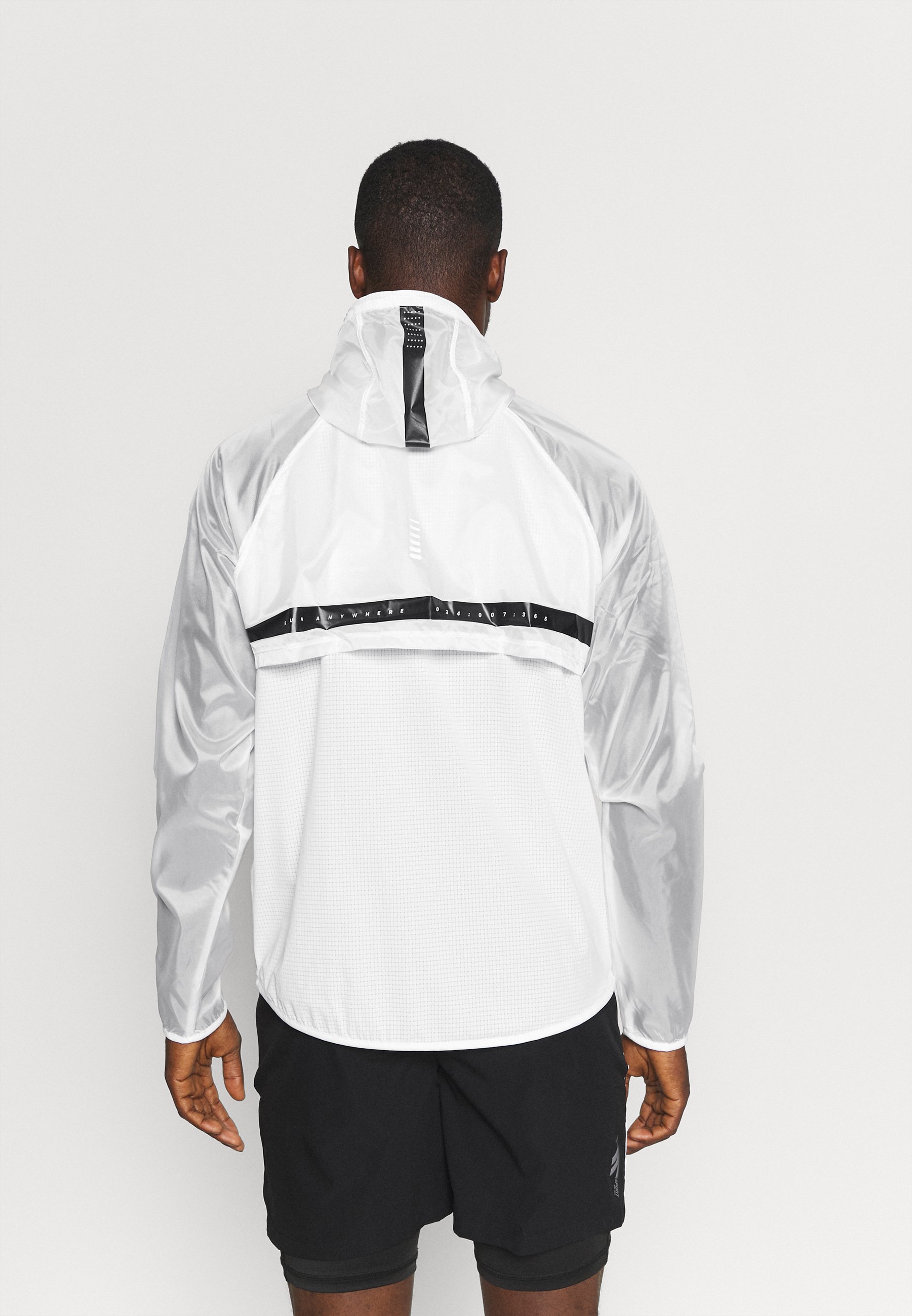 Under Armour RUN ANYWHERE ANORAK 
