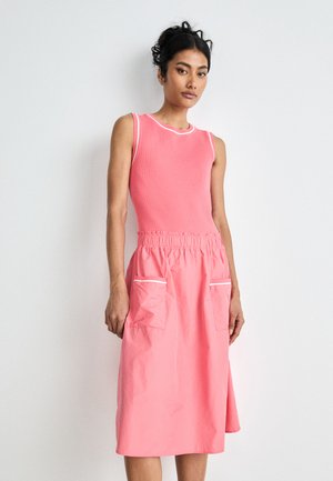 Vestido informal - salmon